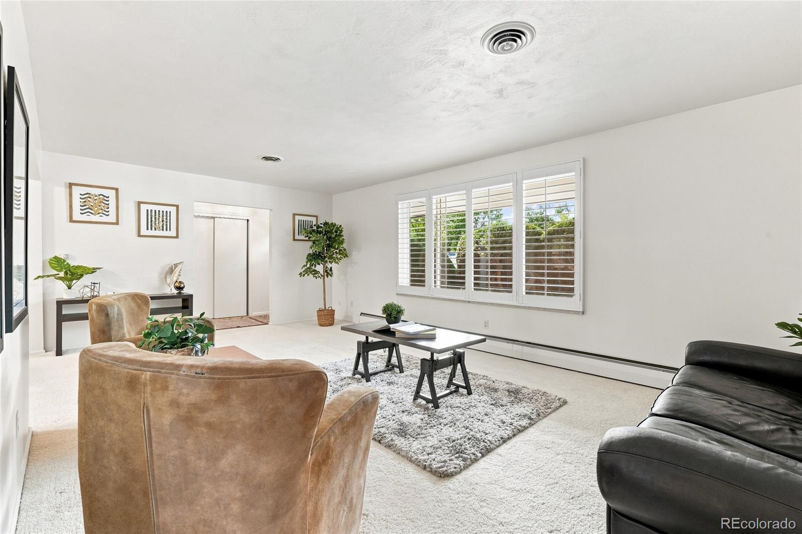 MLS Image #5 for 3200 s university boulevard,denver, Colorado