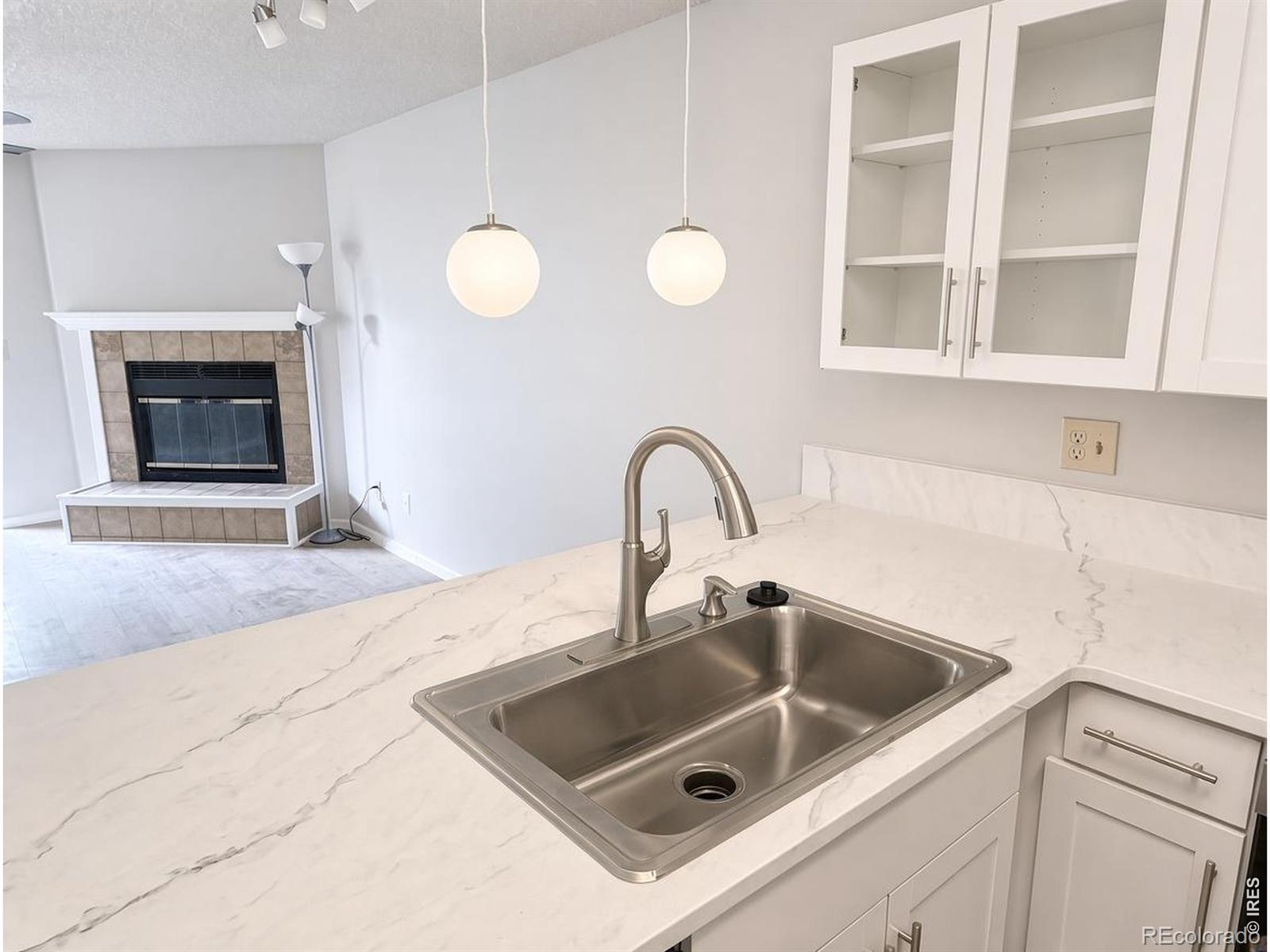 MLS Image #4 for 2960 w stuart street,fort collins, Colorado