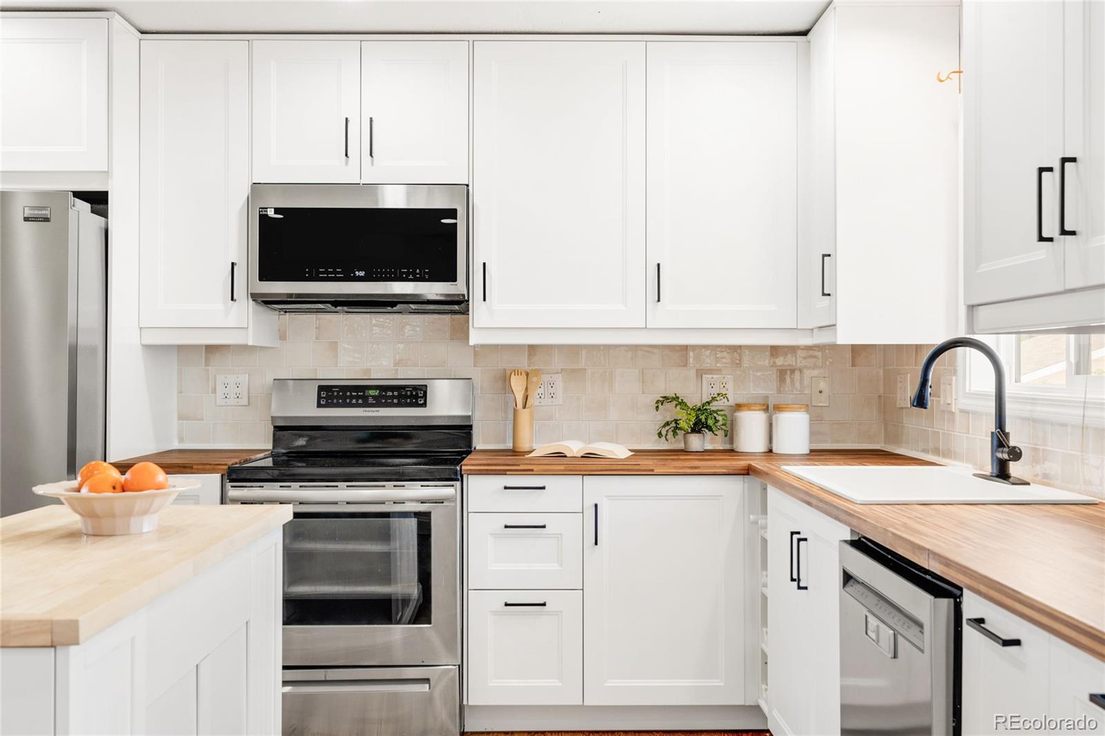 MLS Image #8 for 11019  brownstone drive,parker, Colorado