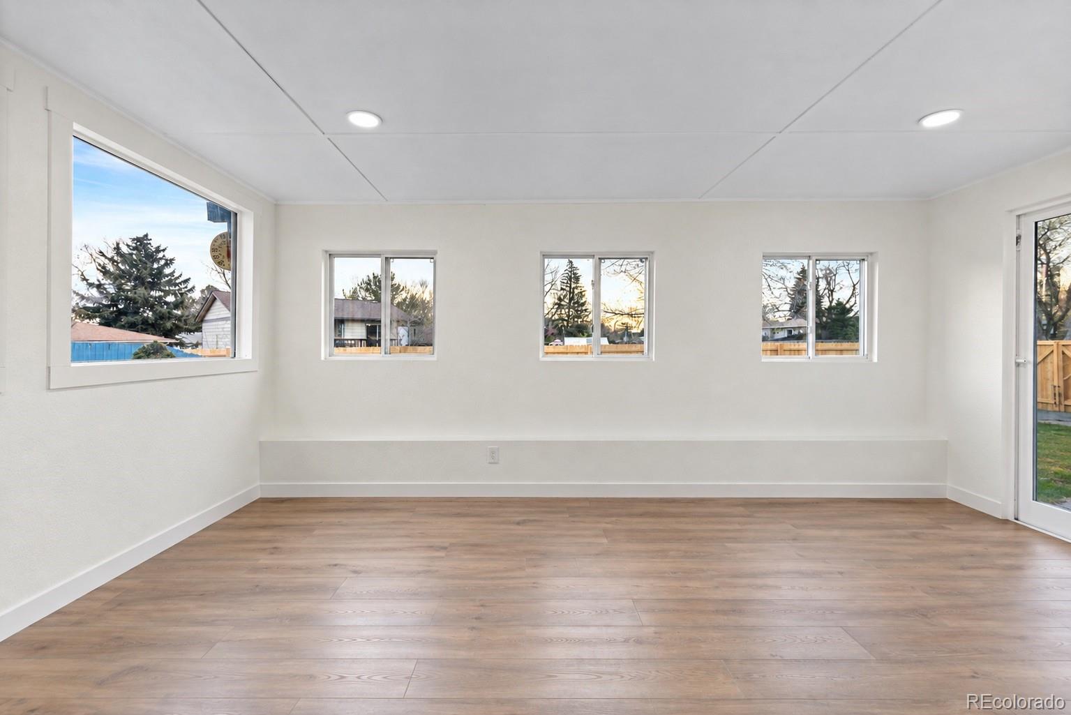 MLS Image #13 for 3090 s hoyt way,denver, Colorado