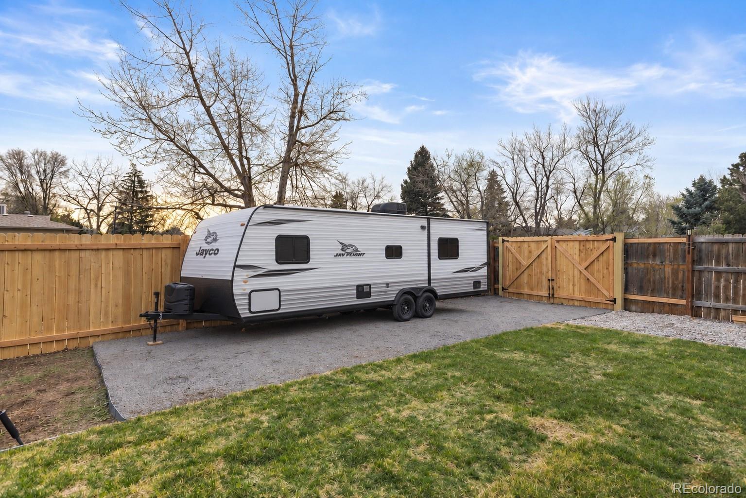MLS Image #28 for 3090 s hoyt way,denver, Colorado