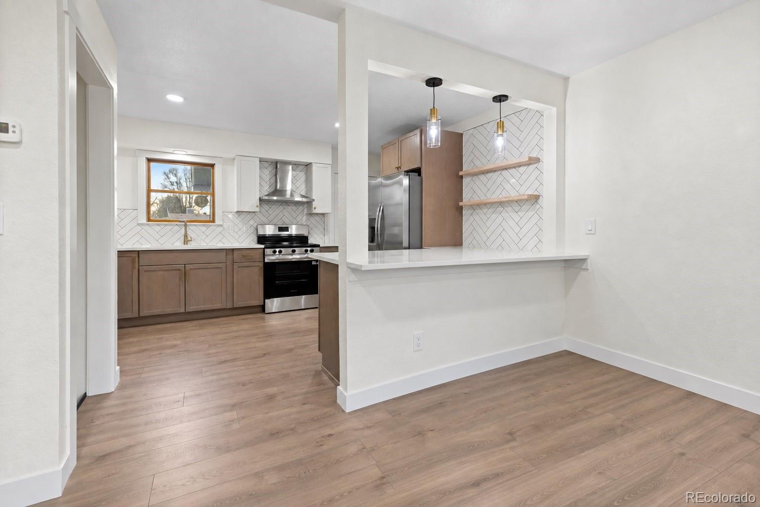 MLS Image #7 for 3090 s hoyt way,denver, Colorado