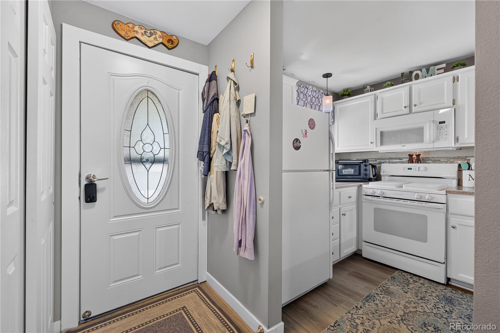 MLS Image #3 for 2227  sunridge circle,broomfield, Colorado