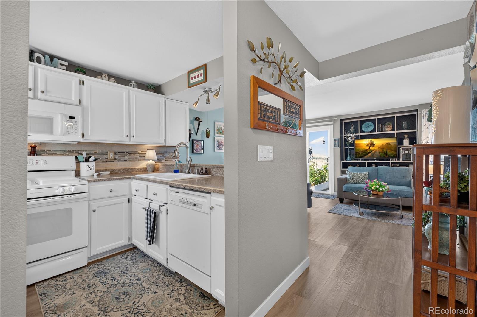 MLS Image #4 for 2227  sunridge circle,broomfield, Colorado