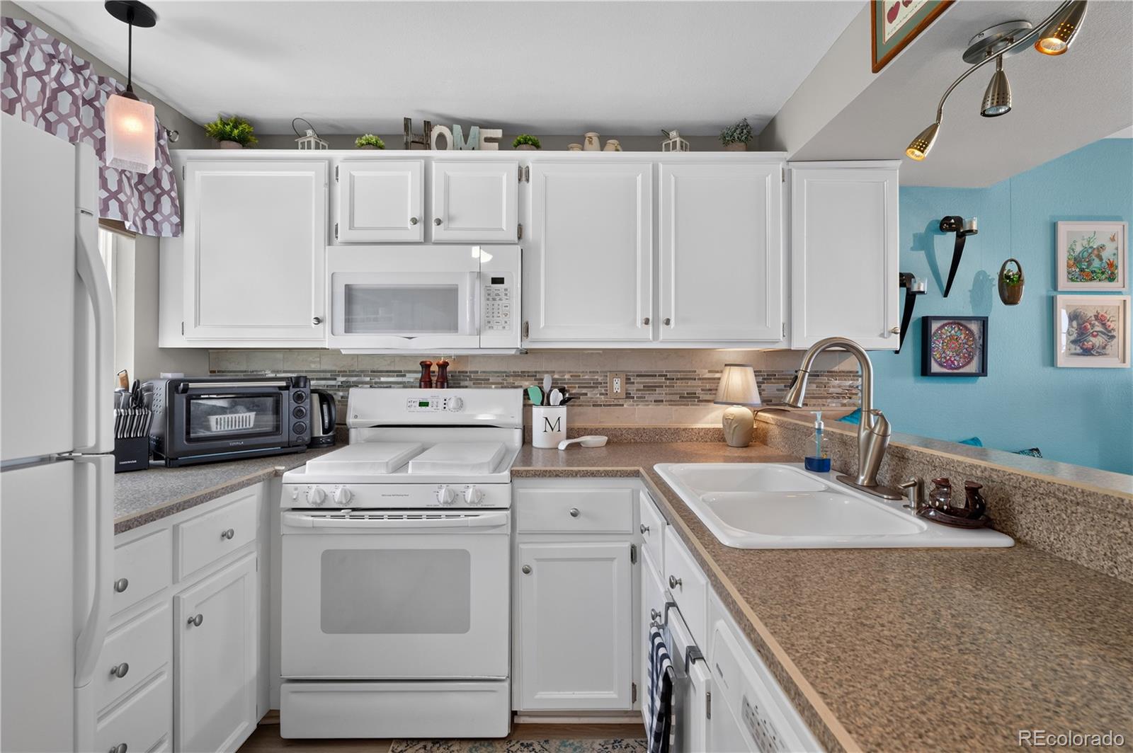 MLS Image #5 for 2227  sunridge circle,broomfield, Colorado