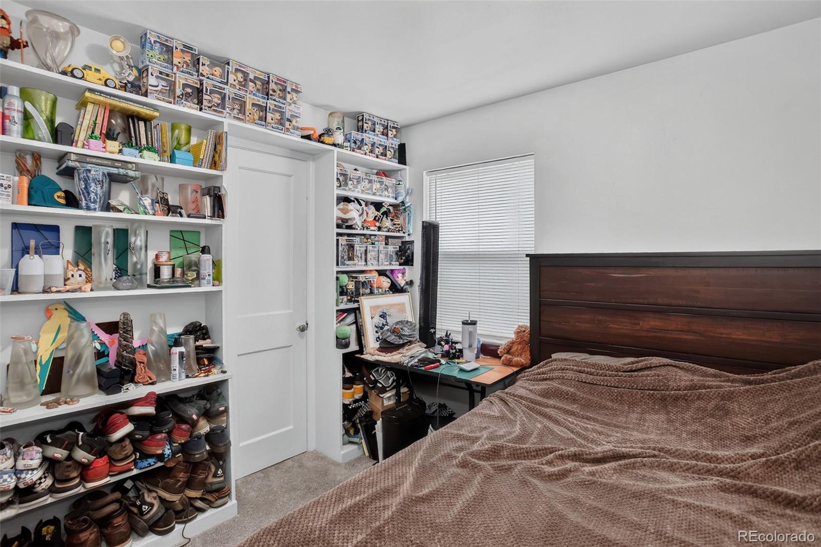 MLS Image #14 for 2314  newport street,denver, Colorado