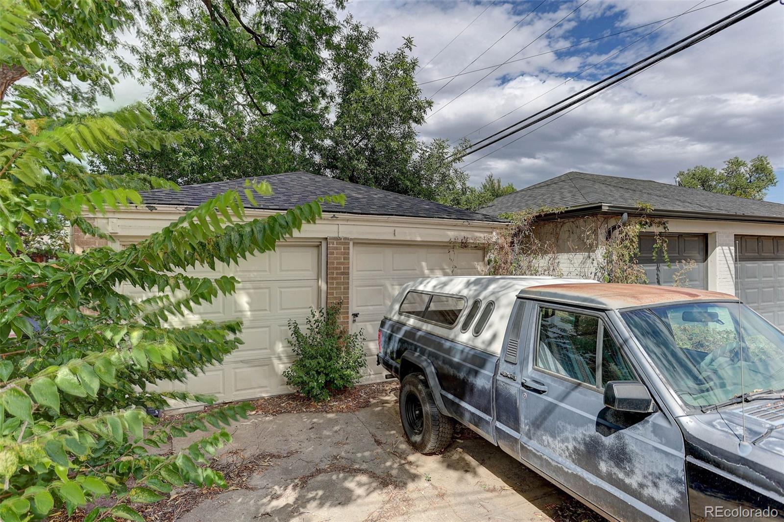 MLS Image #17 for 2314  newport street,denver, Colorado