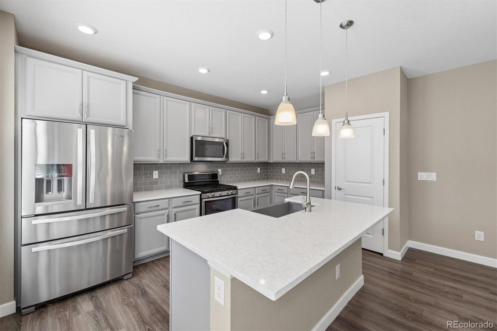 MLS Image #10 for 5905  alton street,denver, Colorado