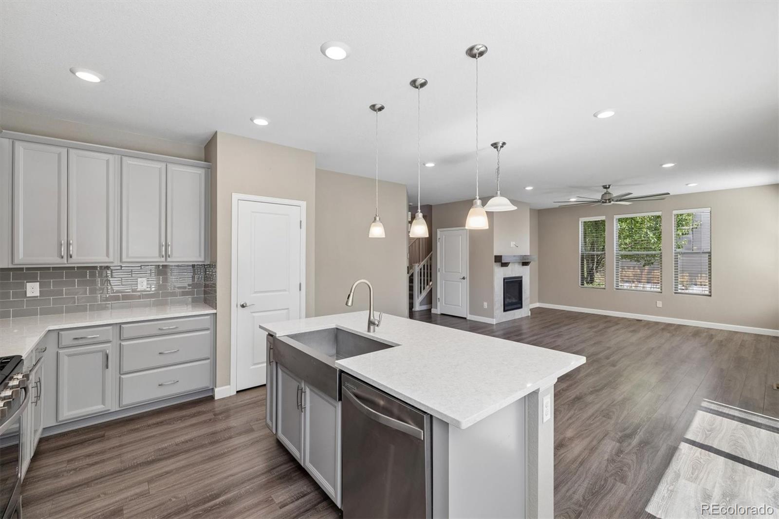 MLS Image #11 for 5905  alton street,denver, Colorado
