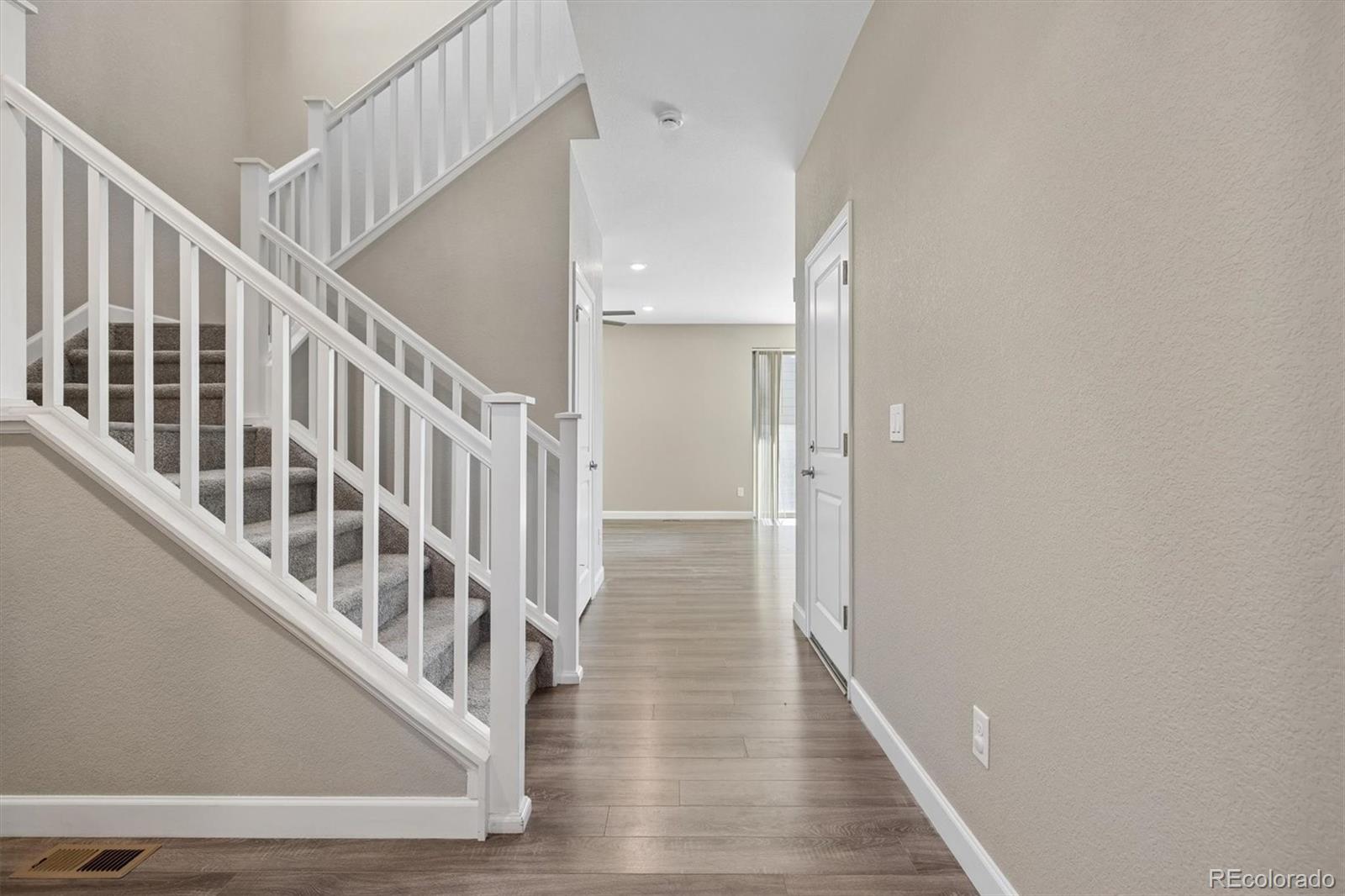 MLS Image #4 for 5905  alton street,denver, Colorado