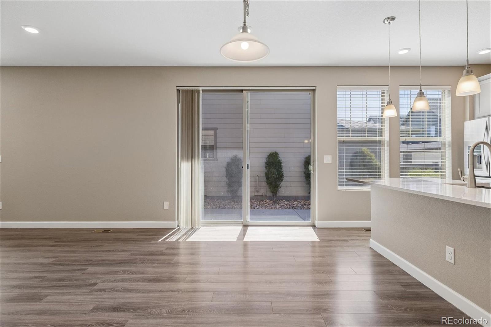 MLS Image #7 for 5905  alton street,denver, Colorado