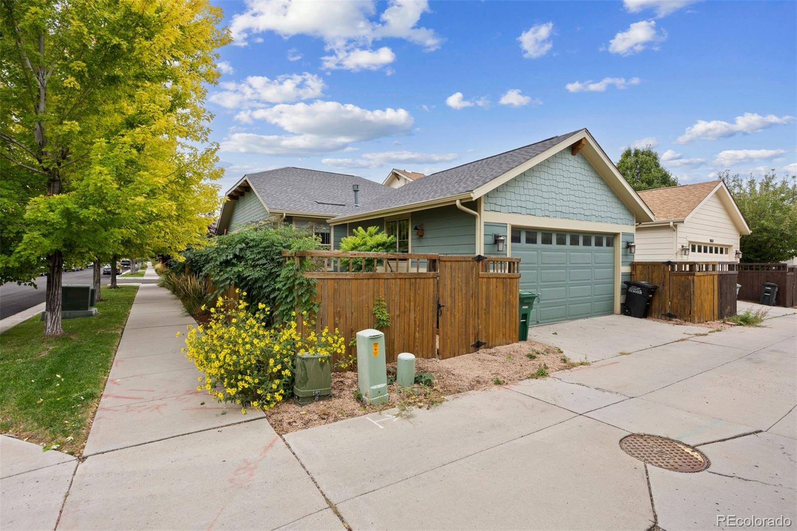 MLS Image #34 for 10691 e 28th avenue,denver, Colorado