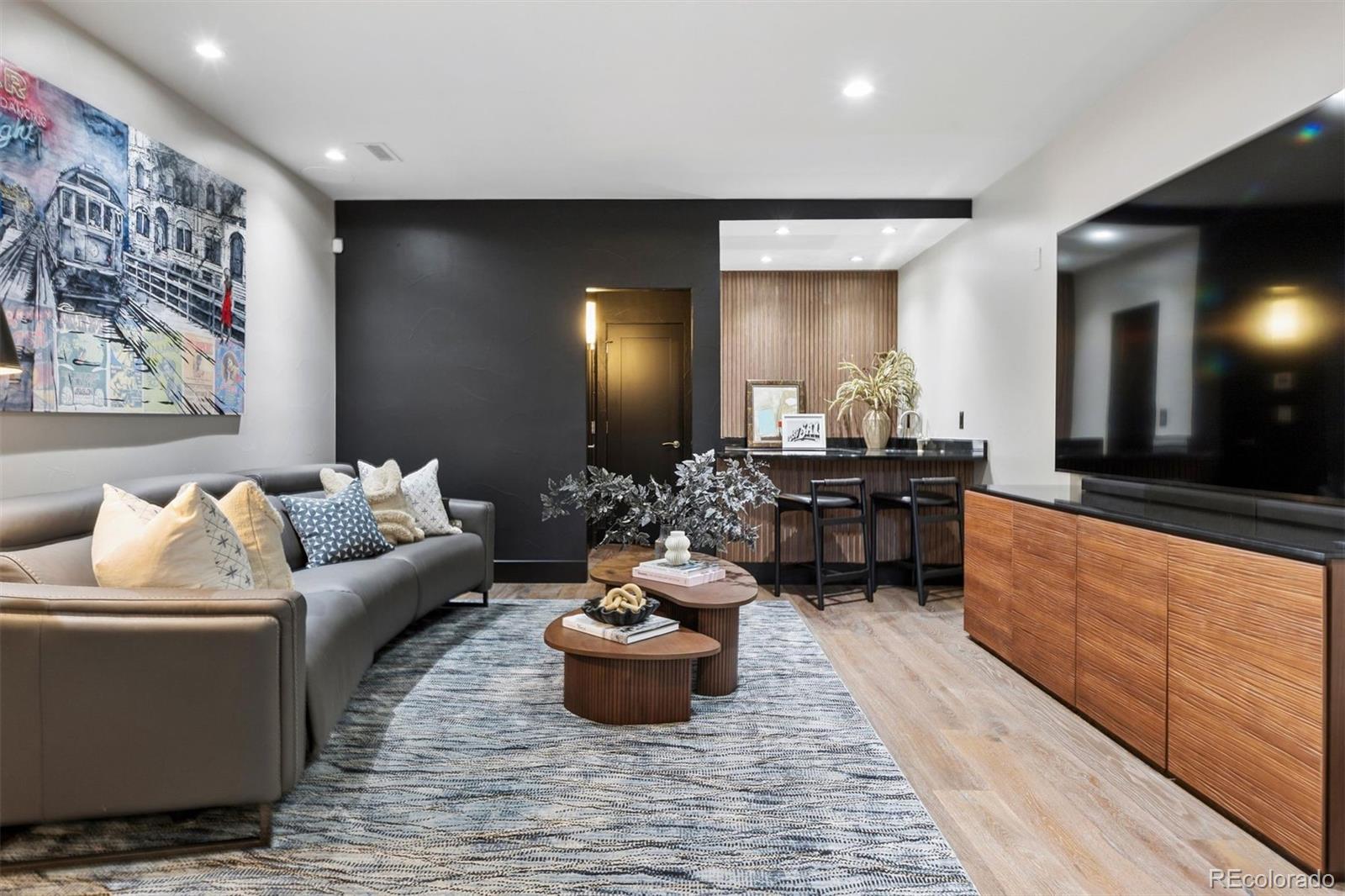 MLS Image #39 for 514  cook street,denver, Colorado