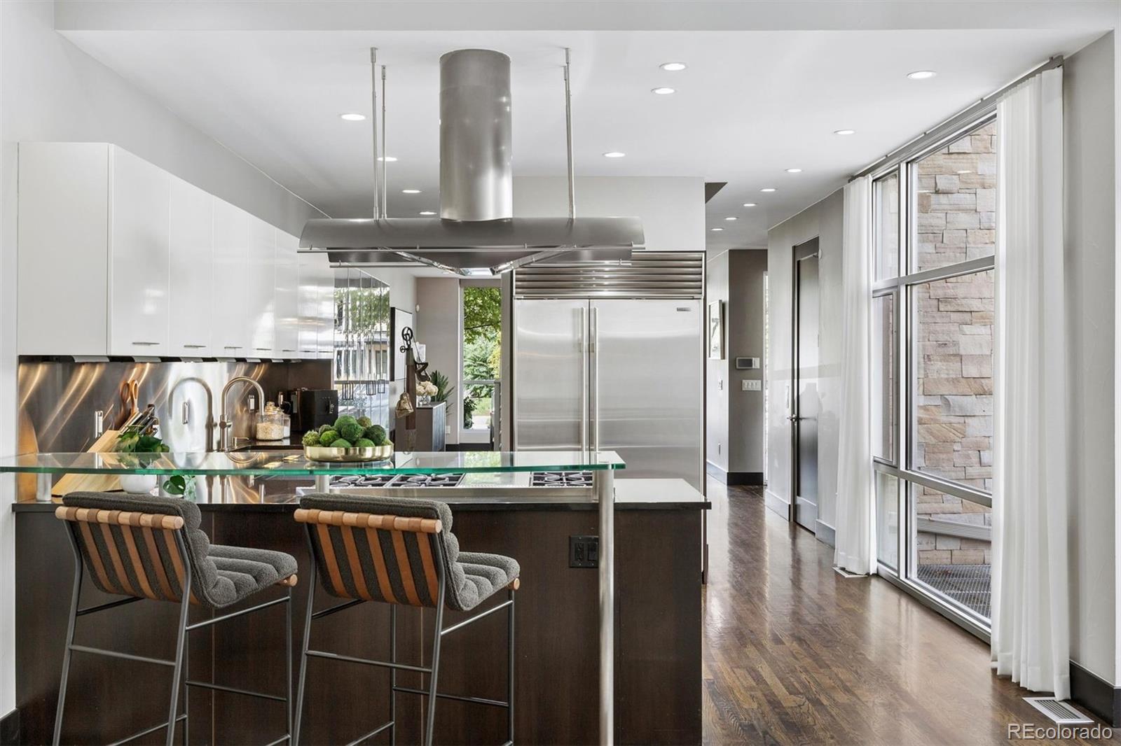 MLS Image #9 for 514  cook street,denver, Colorado