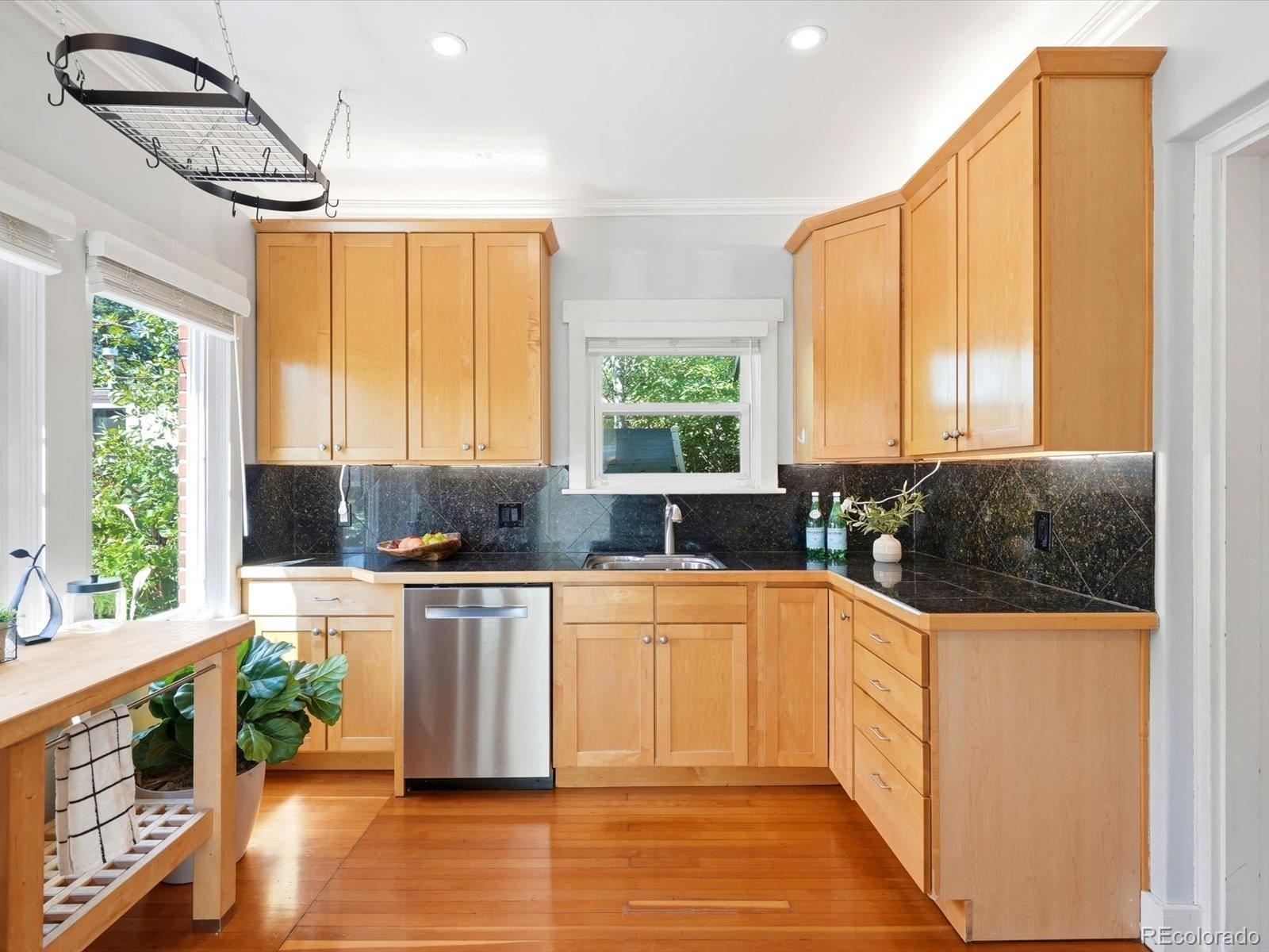 MLS Image #19 for 3131  meade street,denver, Colorado