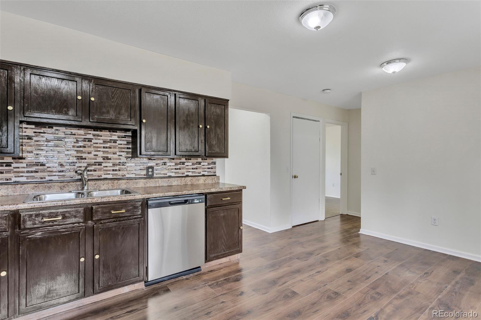 MLS Image #5 for 9190 e 19th avenue,aurora, Colorado