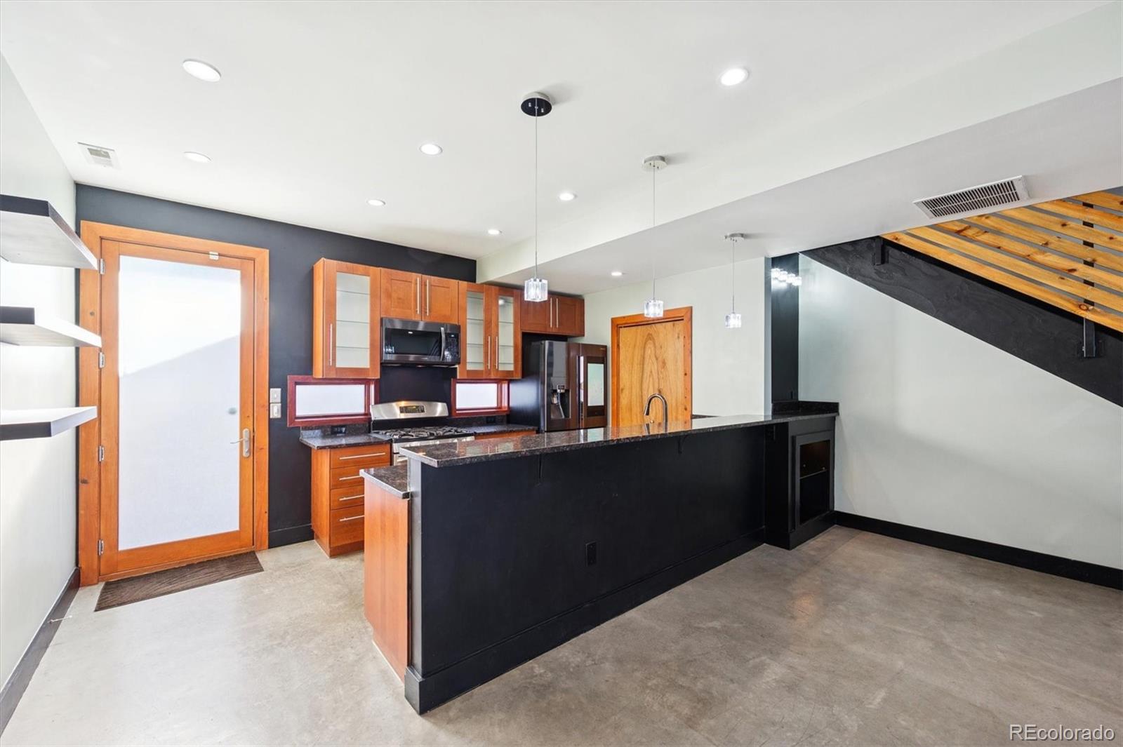 MLS Image #10 for 1544  zenobia street 103,denver, Colorado