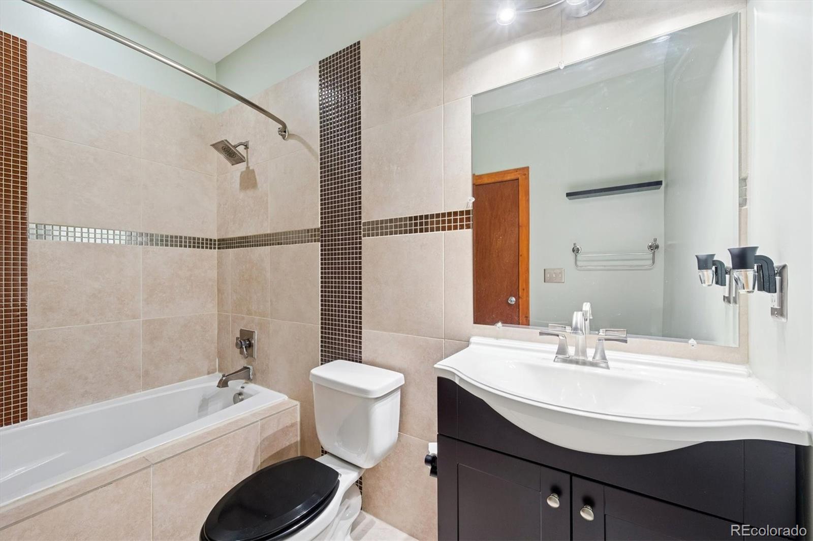 MLS Image #16 for 1544  zenobia street 103,denver, Colorado