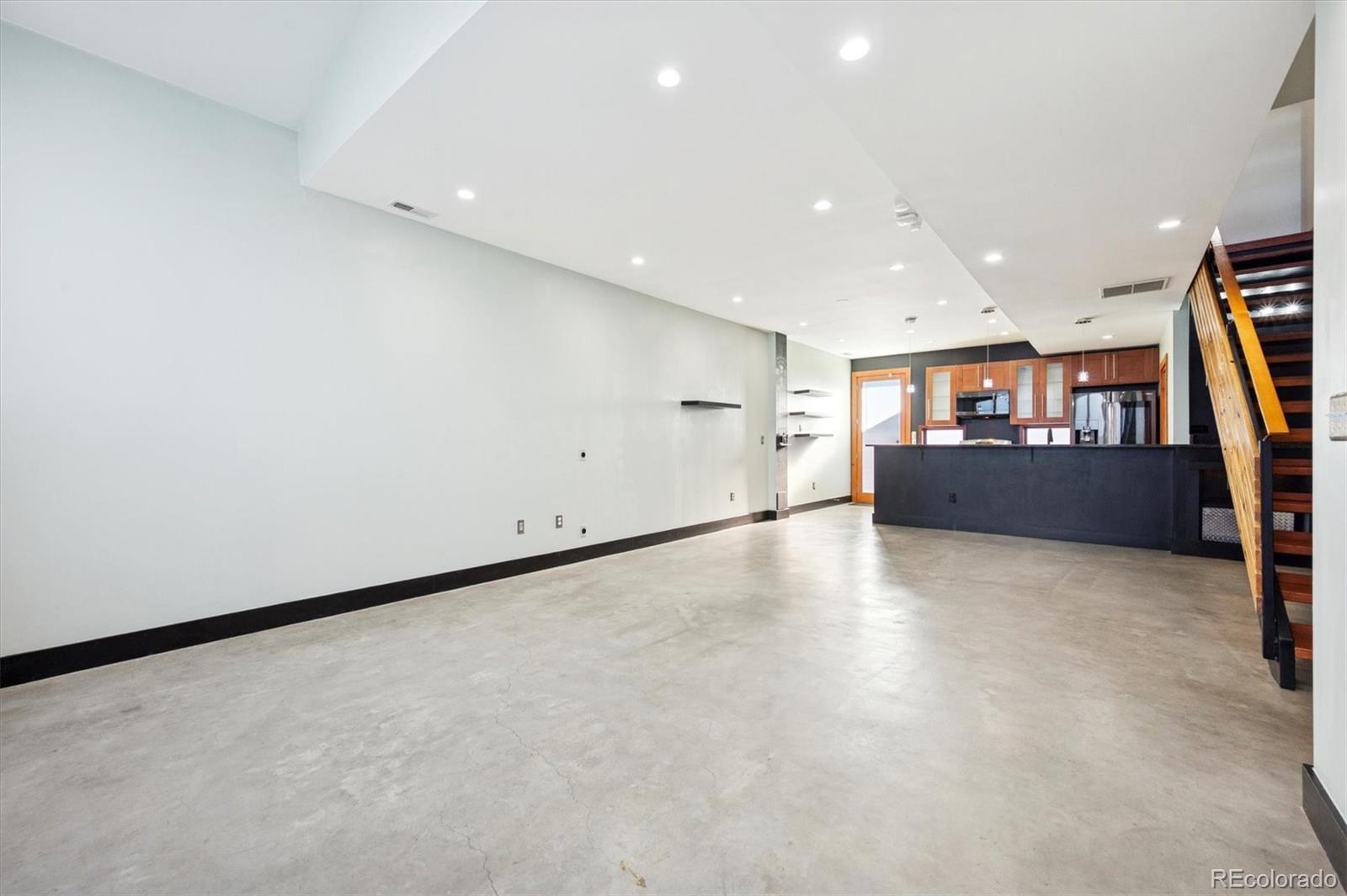 MLS Image #2 for 1544  zenobia street 103,denver, Colorado