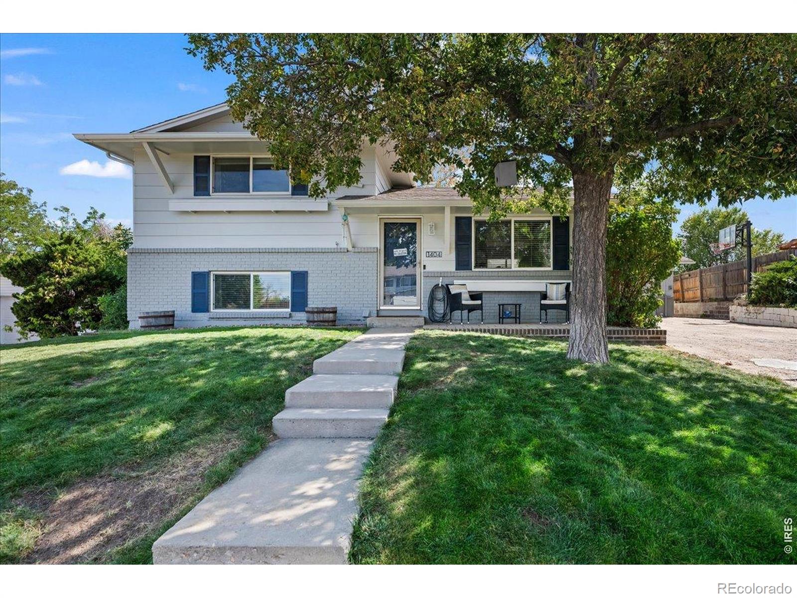 MLS Image #3 for 1404  explorador calle ,denver, Colorado