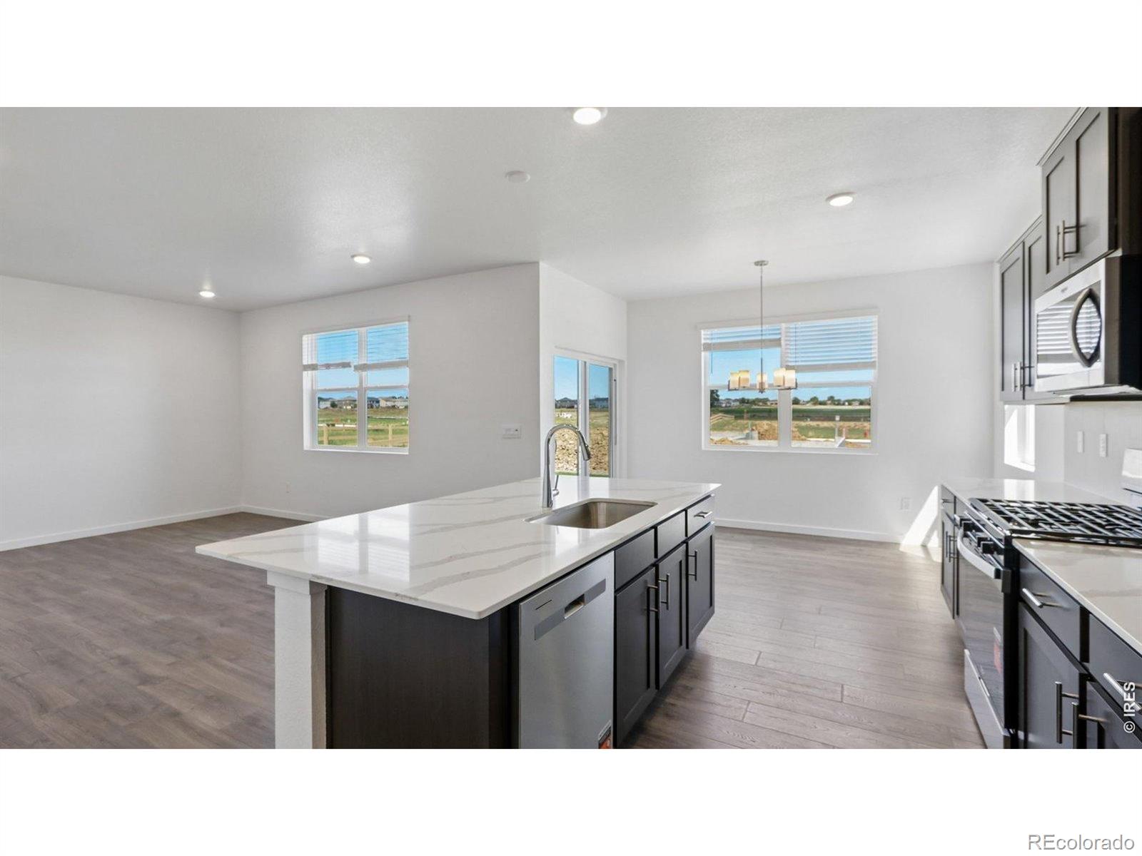 MLS Image #5 for 1923  sorghum way,johnstown, Colorado