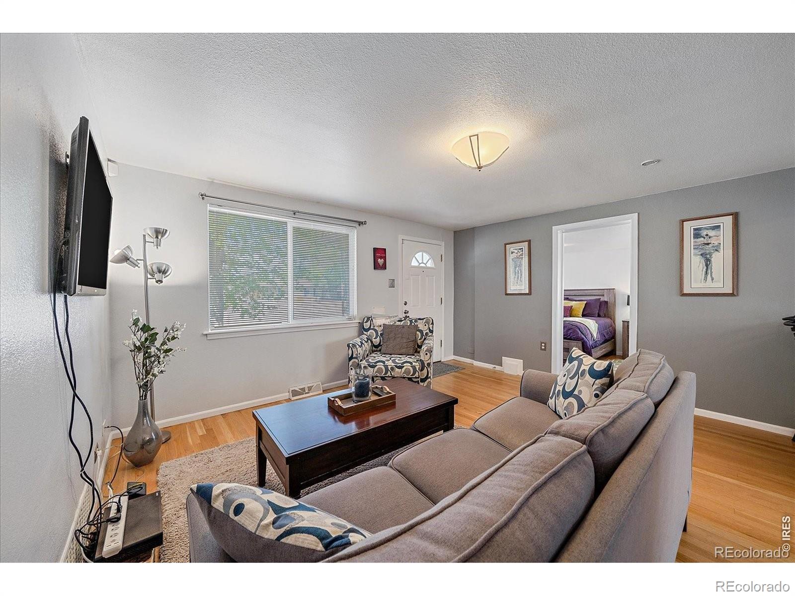 MLS Image #4 for 3040  grape street,denver, Colorado