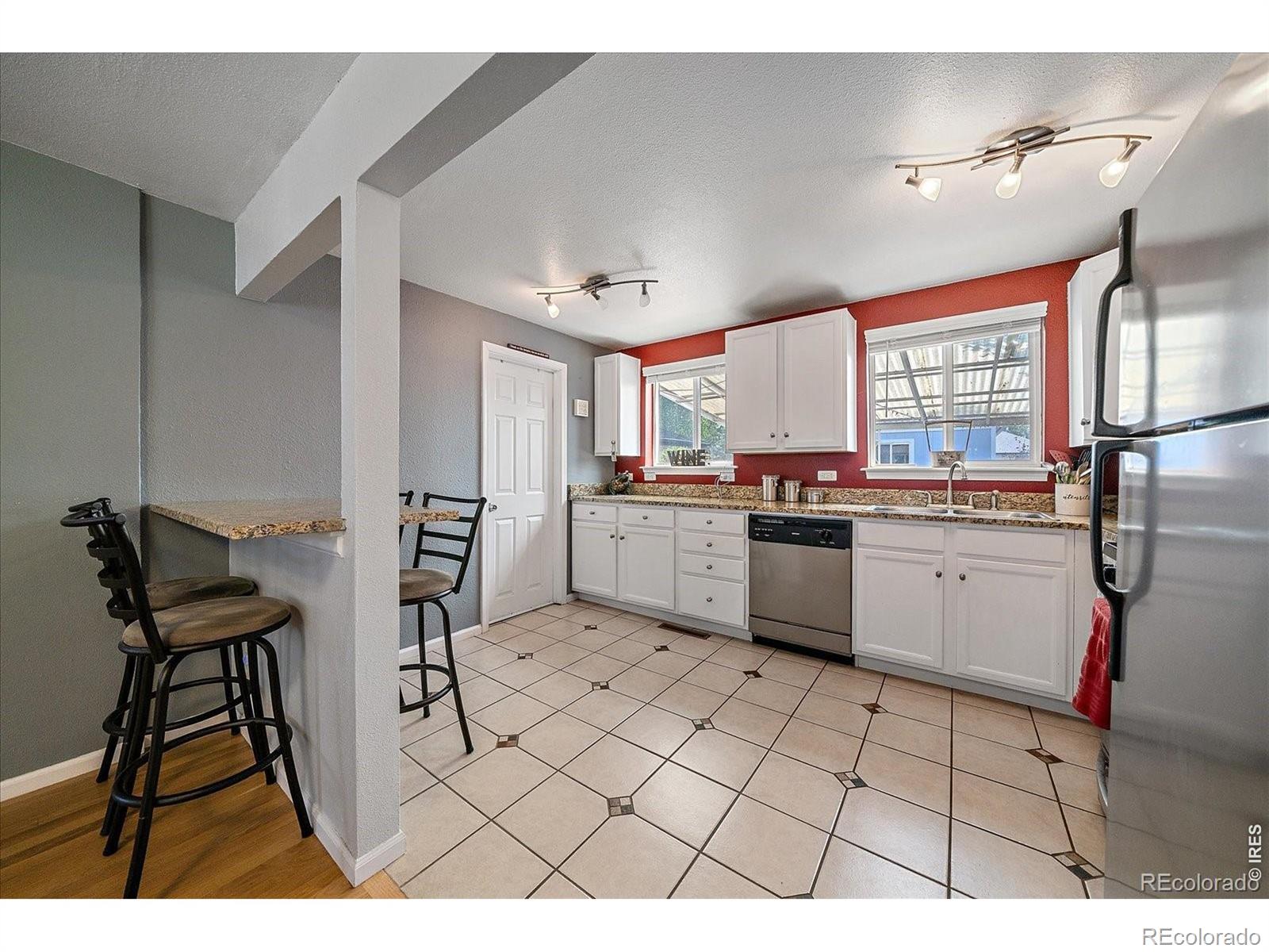 MLS Image #5 for 3040  grape street,denver, Colorado