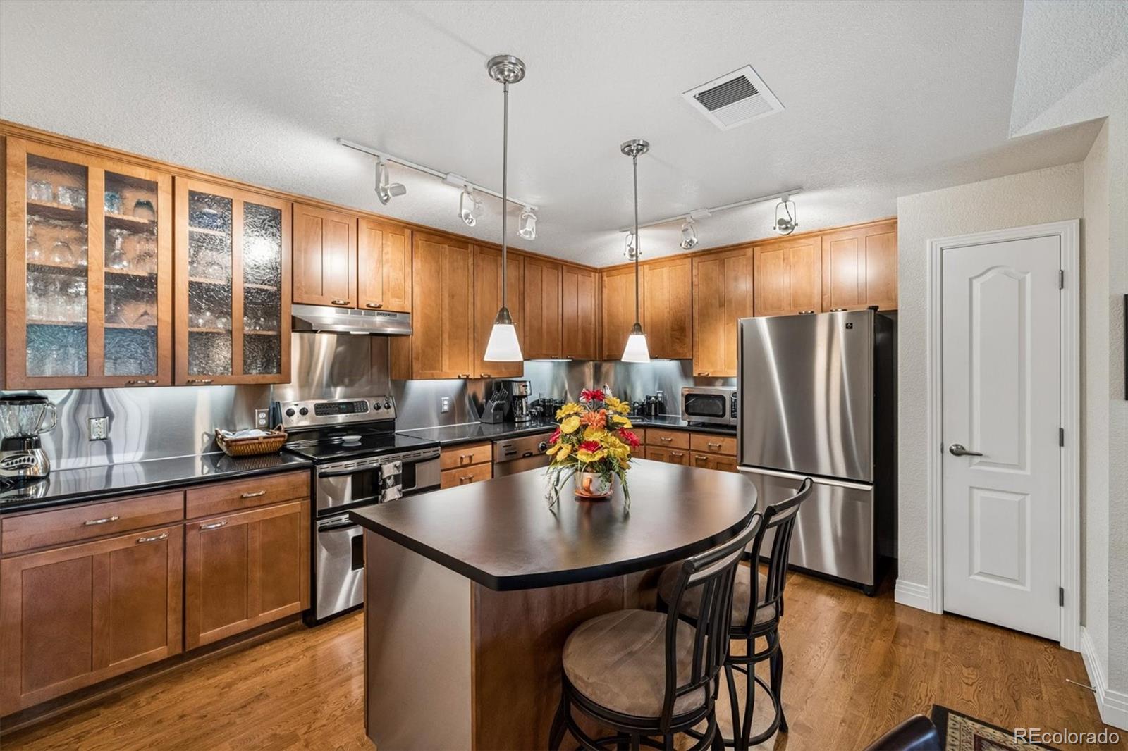 MLS Image #6 for 159  quebec street,denver, Colorado
