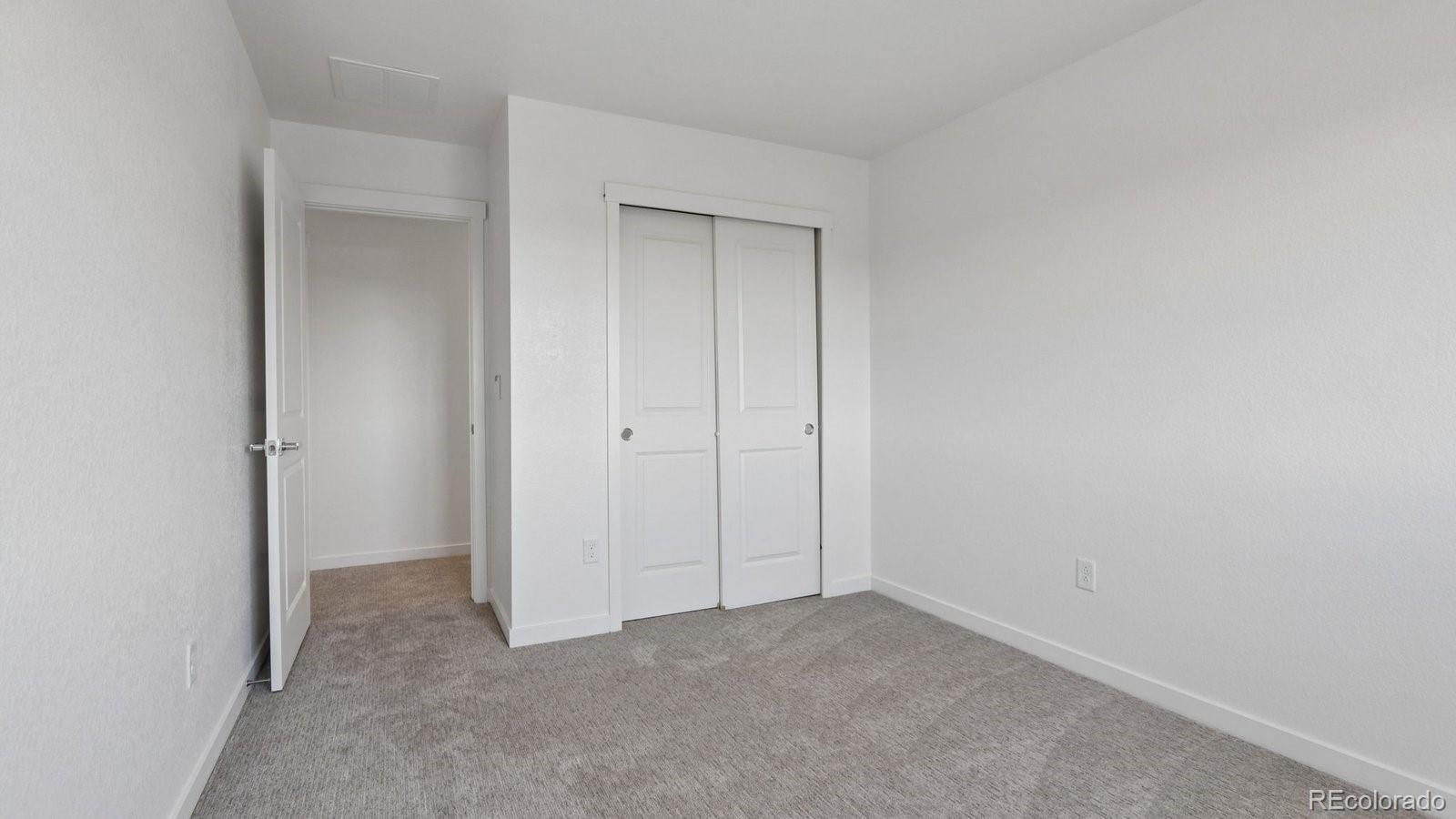 MLS Image #14 for 1923  sorghum way,johnstown, Colorado