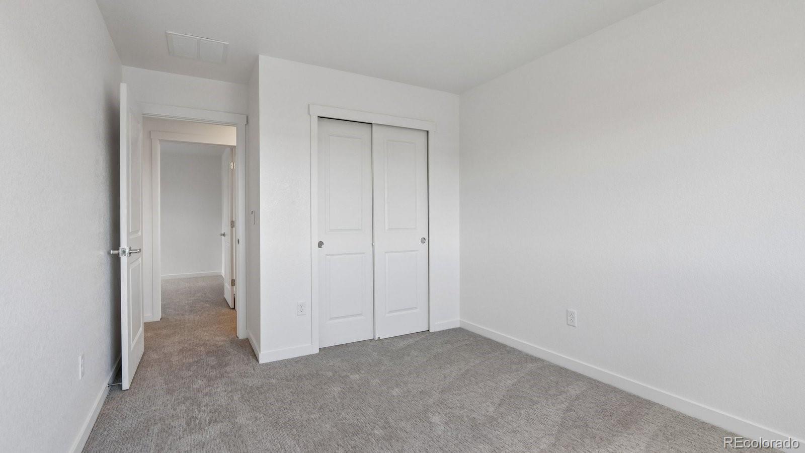 MLS Image #17 for 1923  sorghum way,johnstown, Colorado