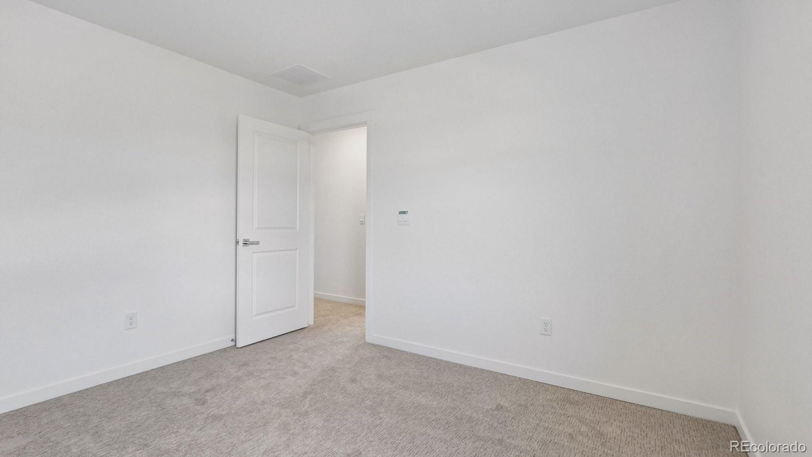 MLS Image #20 for 1923  sorghum way,johnstown, Colorado