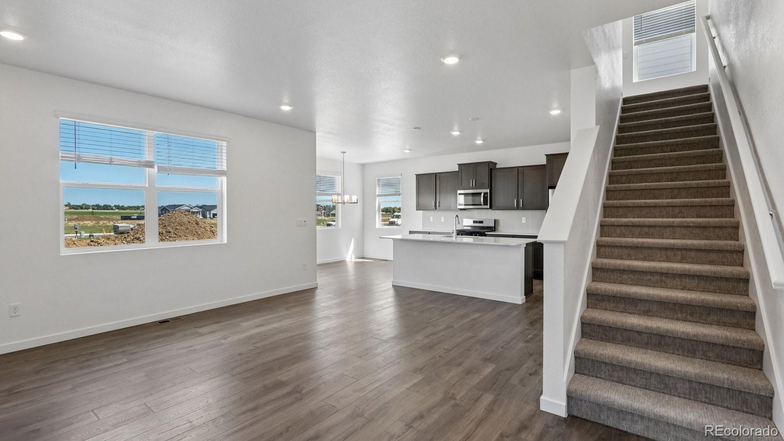 MLS Image #5 for 1923  sorghum way,johnstown, Colorado