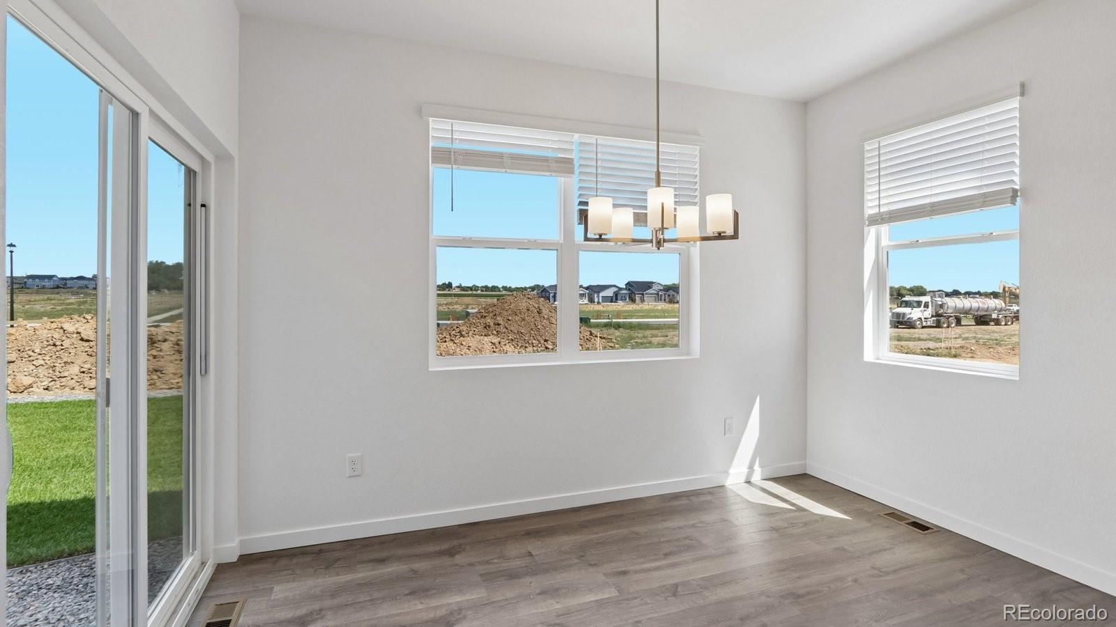 MLS Image #6 for 1923  sorghum way,johnstown, Colorado