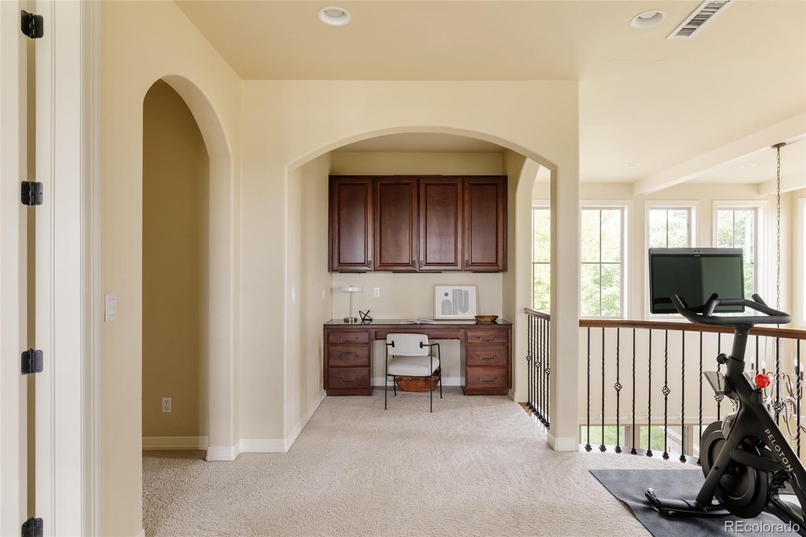 MLS Image #18 for 9897 e 31st avenue,denver, Colorado