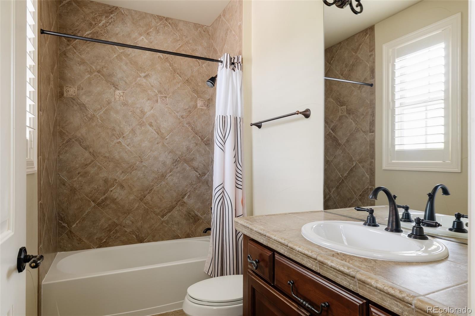 MLS Image #27 for 9897 e 31st avenue,denver, Colorado