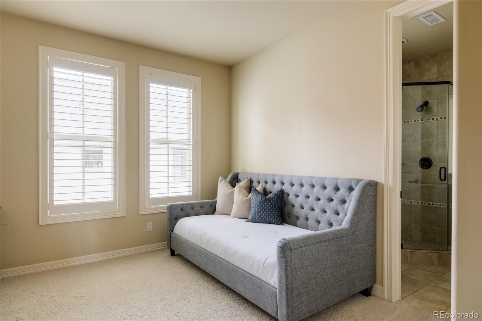 MLS Image #28 for 9897 e 31st avenue,denver, Colorado