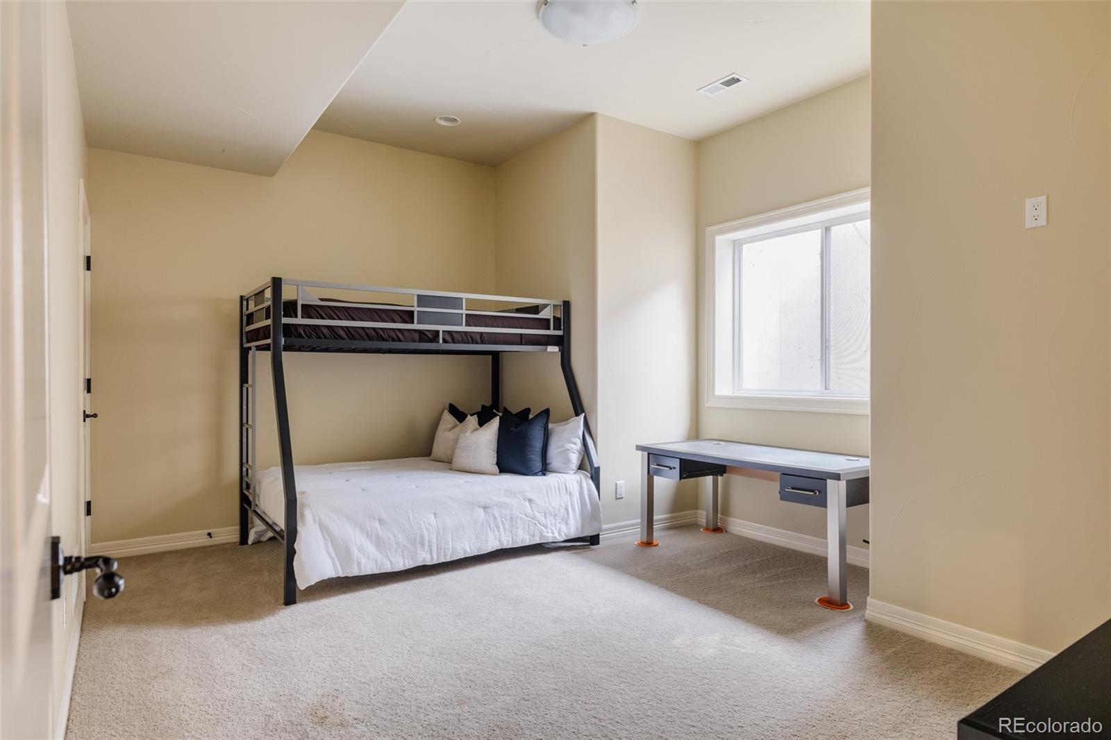 MLS Image #39 for 9897 e 31st avenue,denver, Colorado