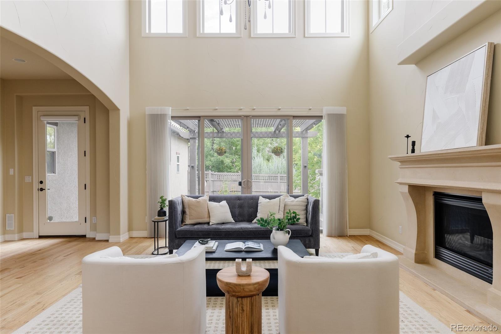 MLS Image #6 for 9897 e 31st avenue,denver, Colorado