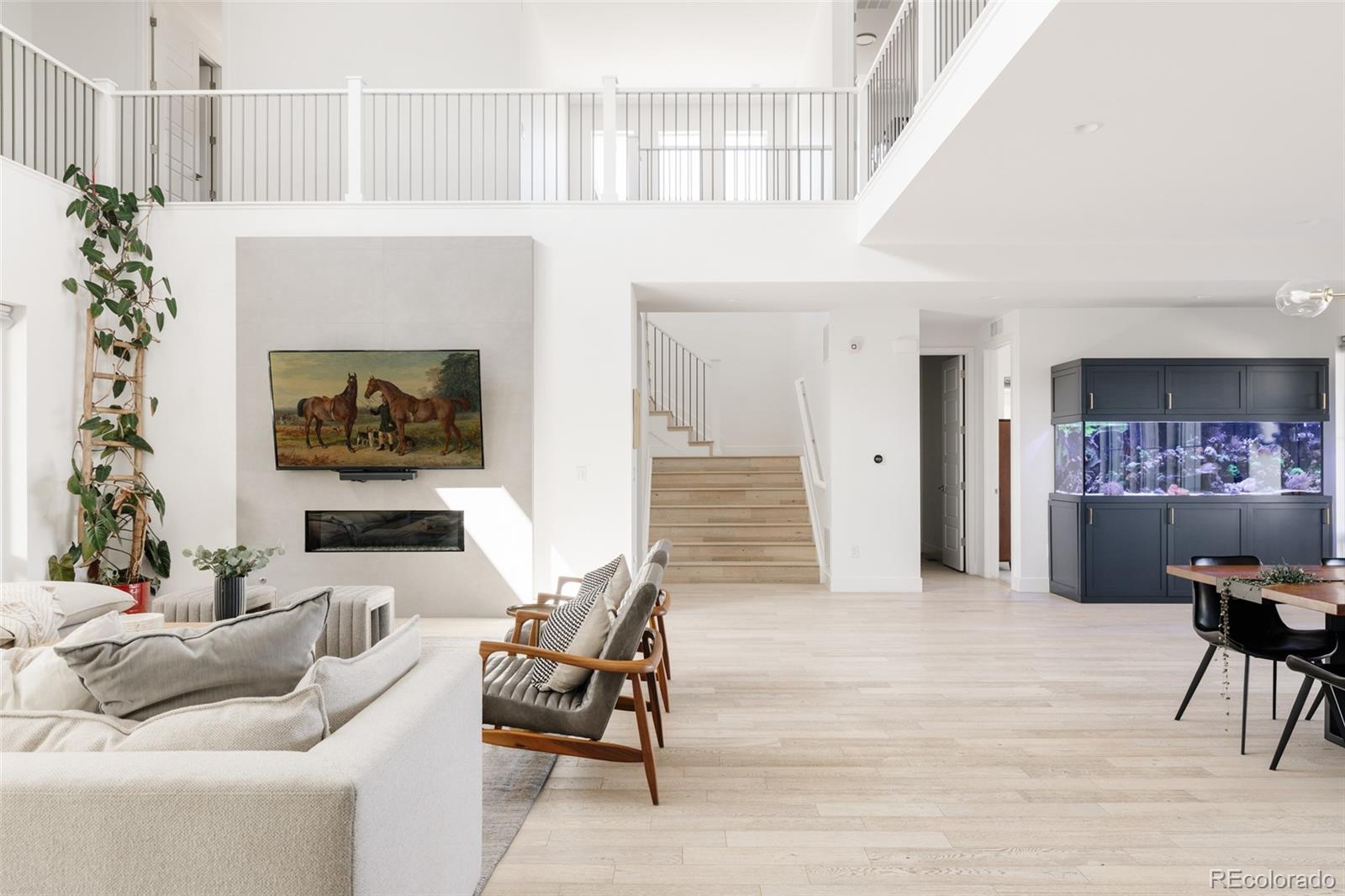 MLS Image #10 for 5987  chester way,denver, Colorado