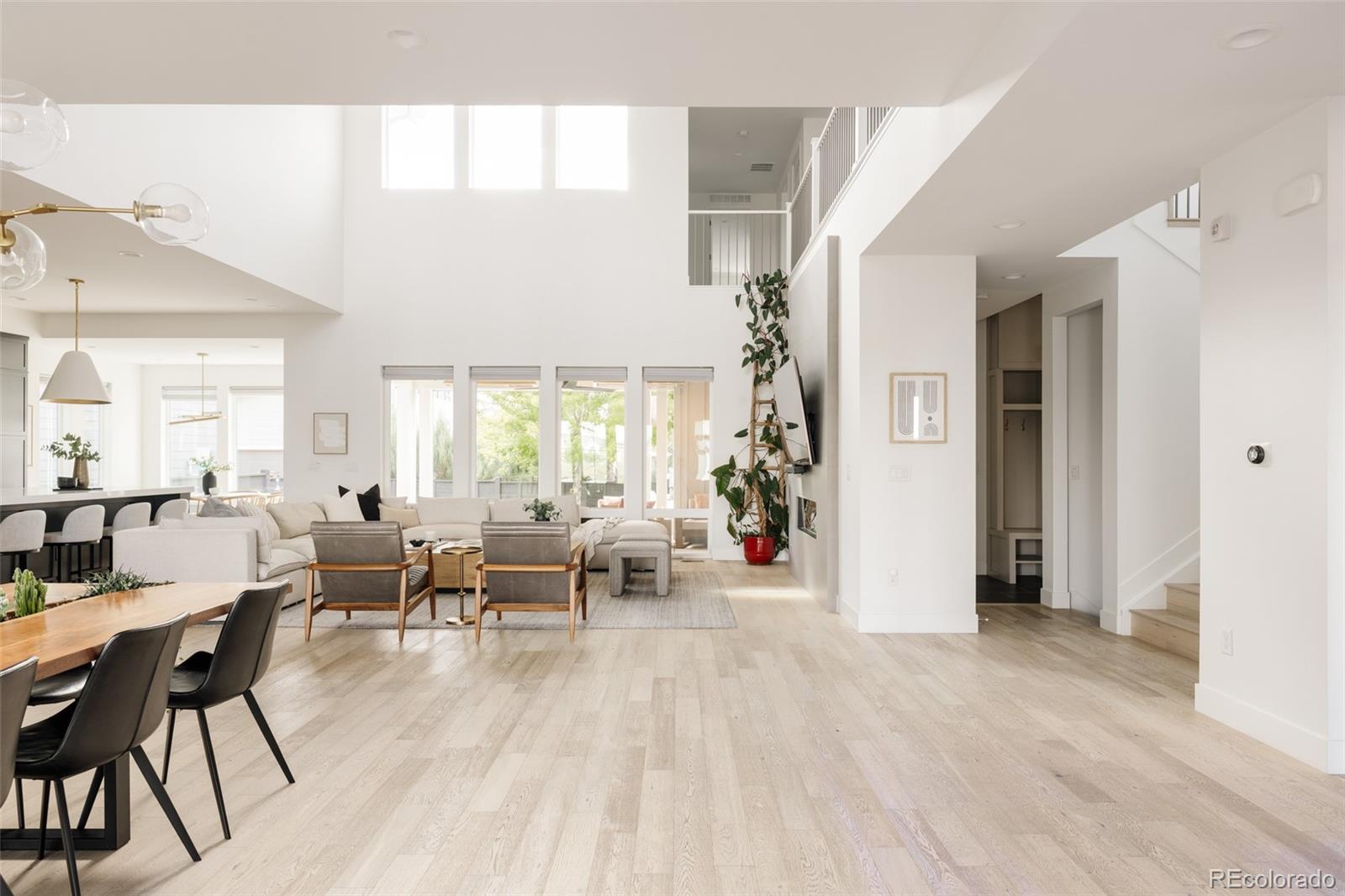 MLS Image #12 for 5987  chester way,denver, Colorado