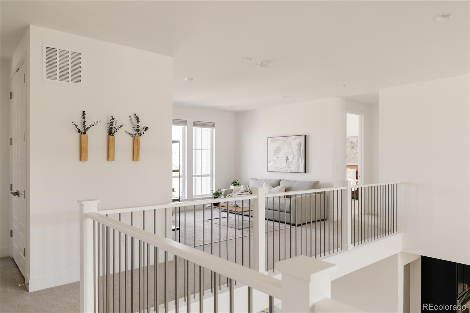 MLS Image #18 for 5987  chester way,denver, Colorado