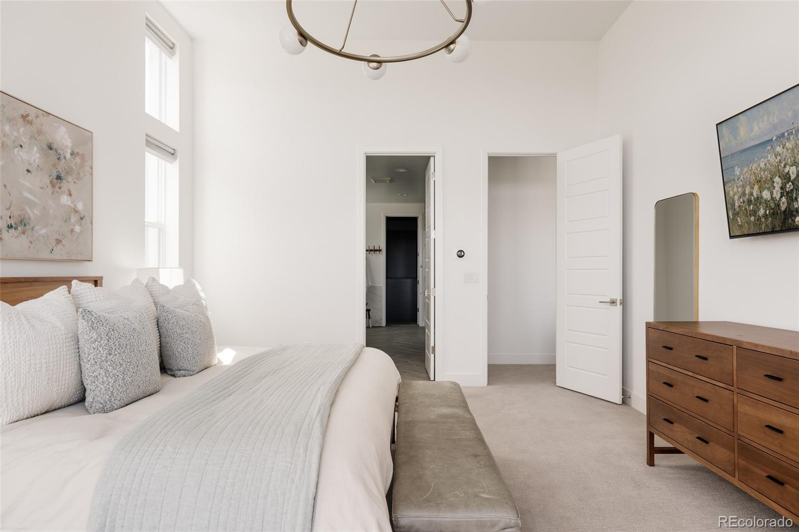 MLS Image #23 for 5987  chester way,denver, Colorado