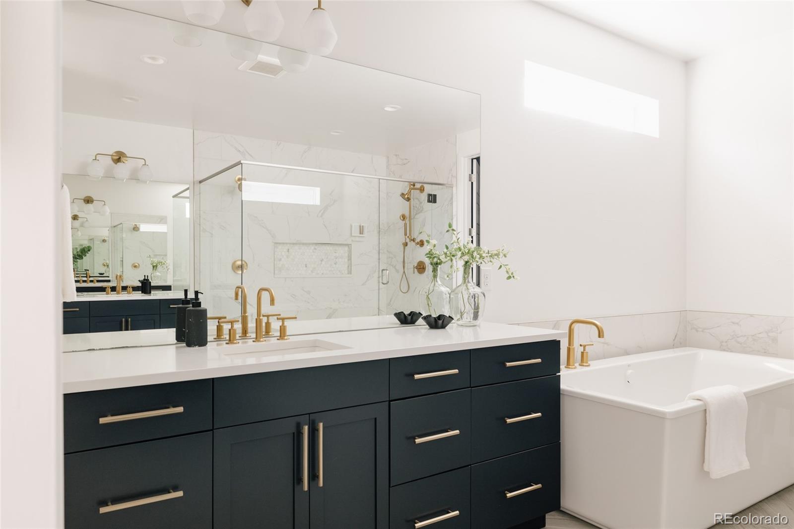 MLS Image #25 for 5987  chester way,denver, Colorado