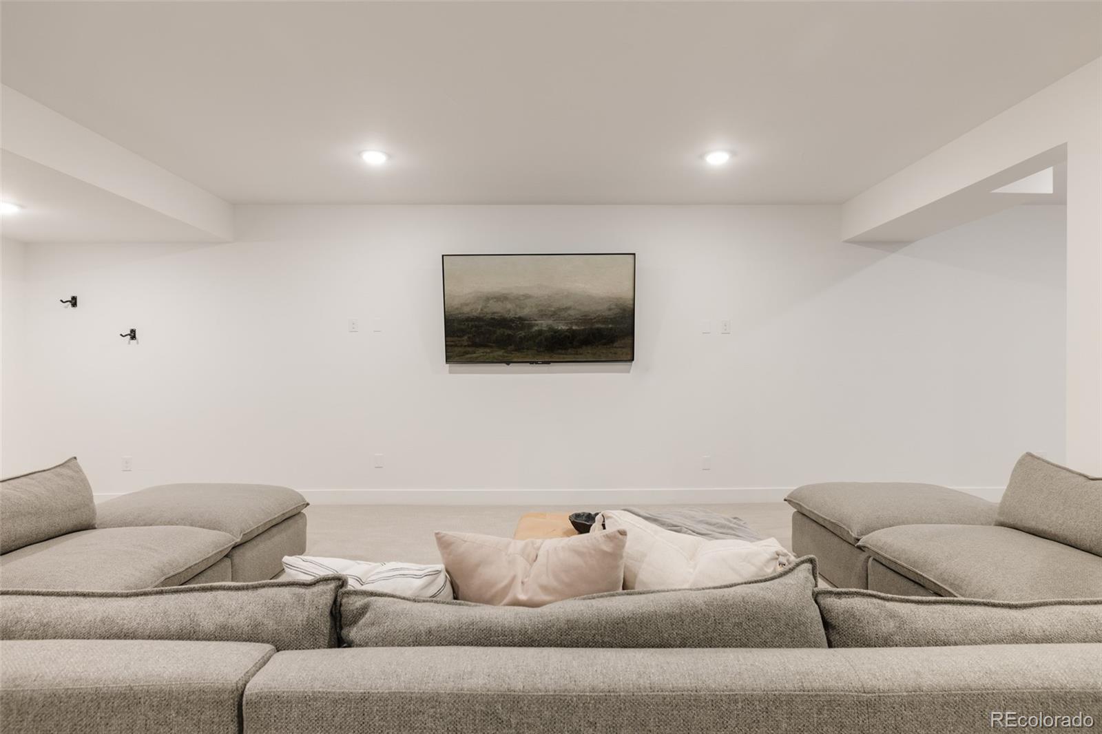 MLS Image #37 for 5987  chester way,denver, Colorado