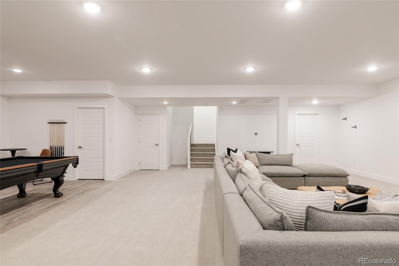 MLS Image #38 for 5987  chester way,denver, Colorado