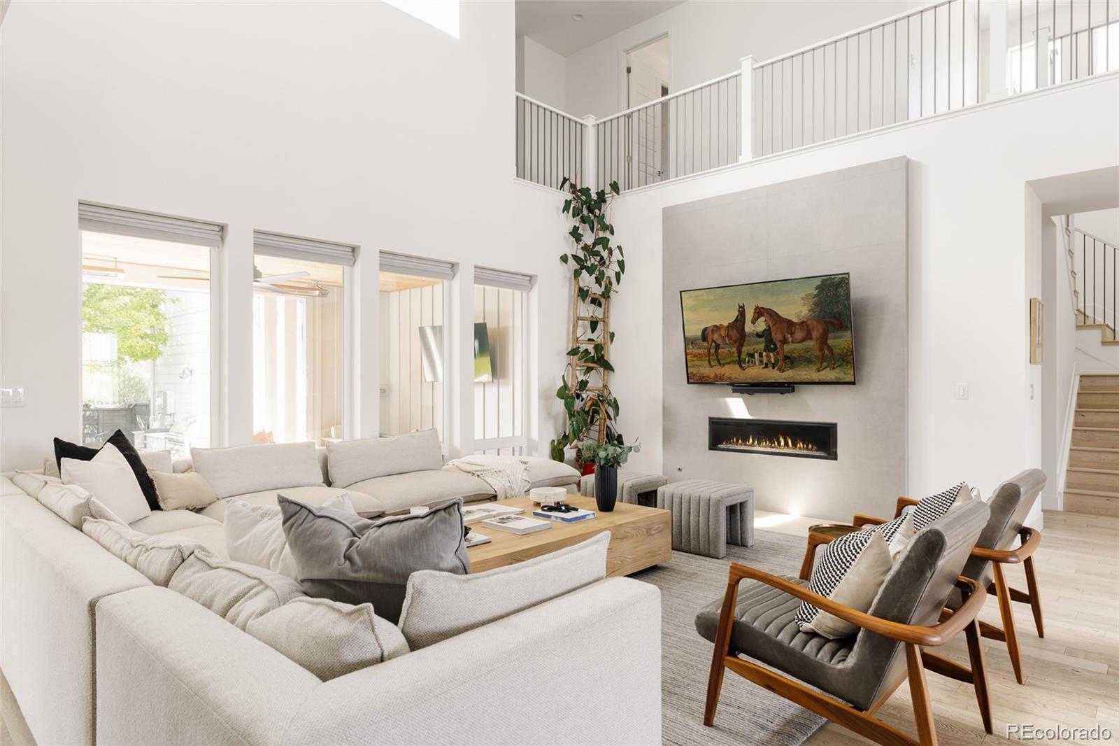MLS Image #4 for 5987  chester way,denver, Colorado