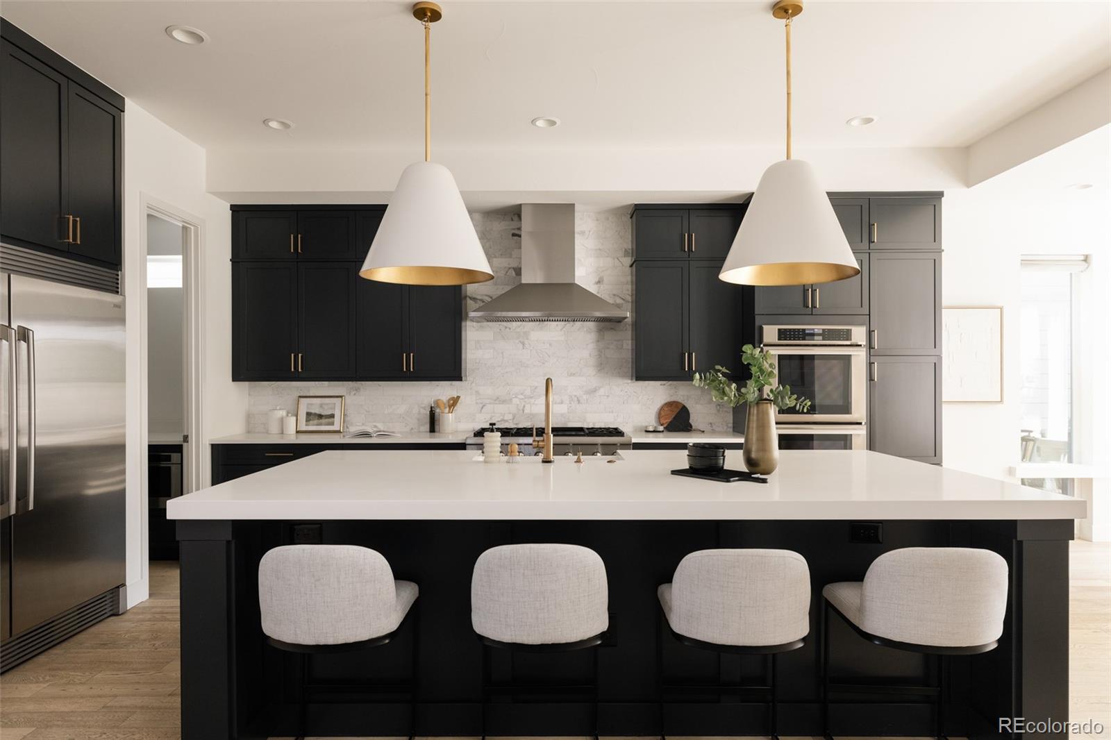 MLS Image #5 for 5987  chester way,denver, Colorado