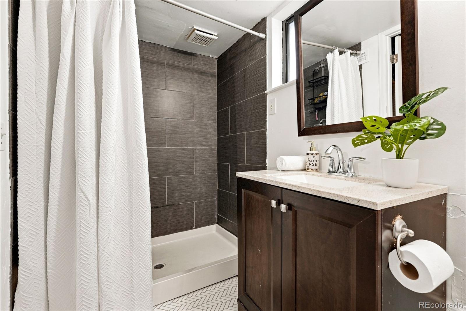 MLS Image #33 for 4940  bryant street,denver, Colorado