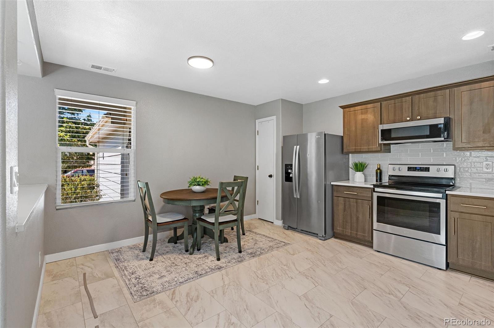 MLS Image #4 for 882  mockingbird lane ,brighton, Colorado