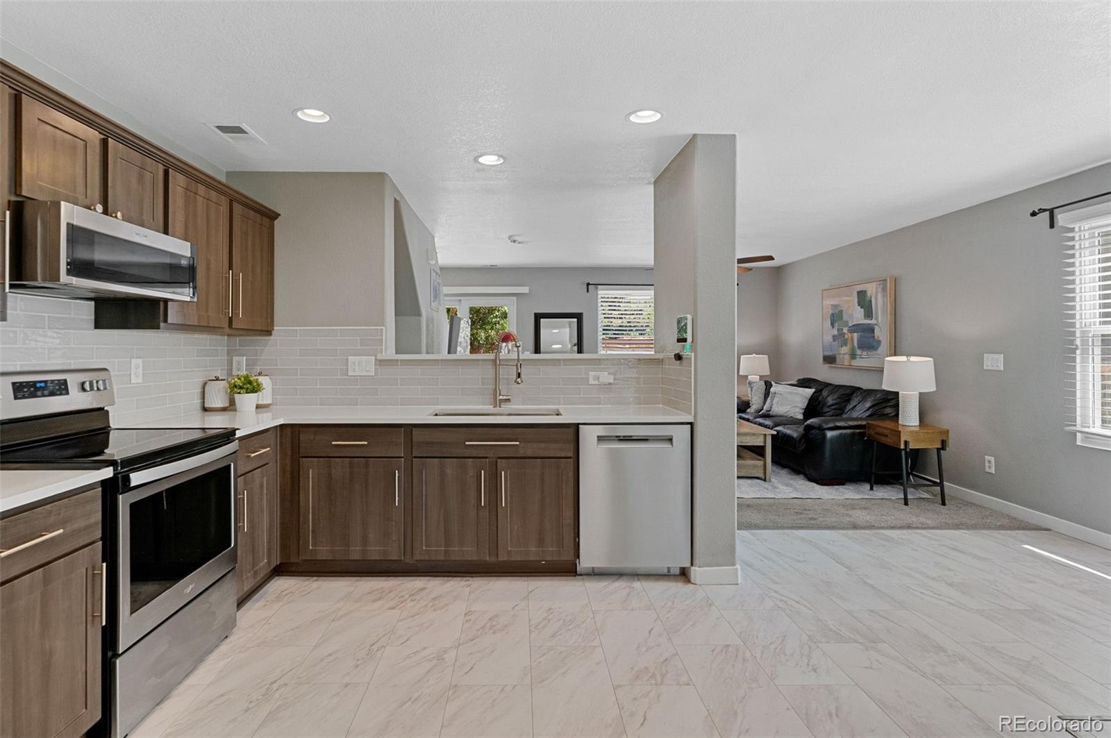 MLS Image #7 for 882  mockingbird lane ,brighton, Colorado